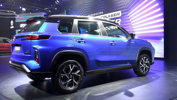 नई Toyota Urban Cruiser HyRyder का हुआ खुलासा, Hyundai Creta को मिलने वाली टक्कर