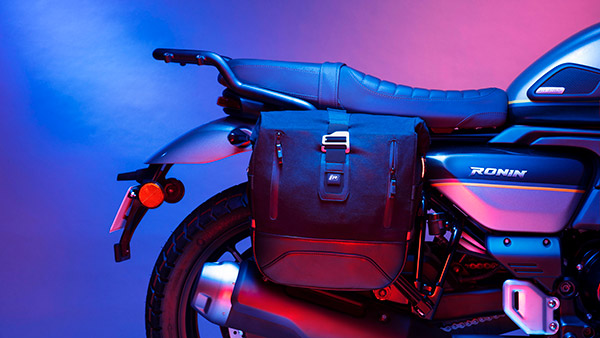 एक्सेसरीज पैक से बनाएं TVS Ronin को और भी खास, जानें क्या है कीमत