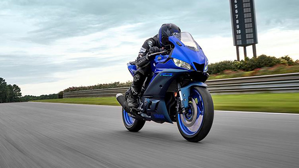 यामाहा आर3 को इस साल दिवाली में किया जा सकता है लॉन्च, जानें कंपनी ने क्या किए हैं अपडेट