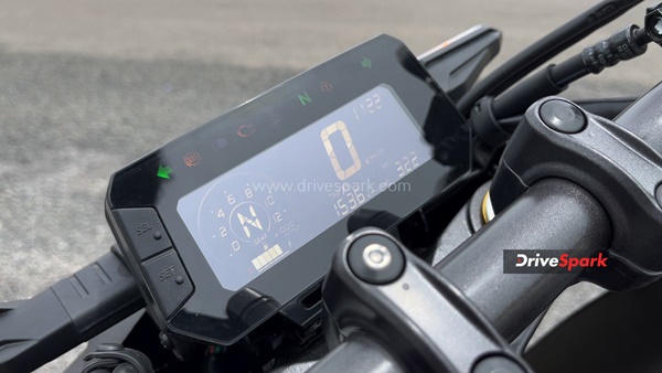 होंडा सीबी300एफ रिव्यू - लुक और कीमत दोनों ने लगा दी आग!