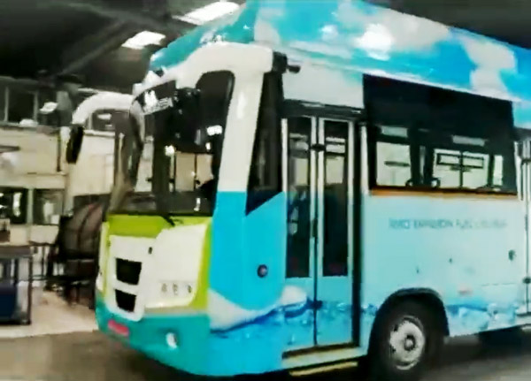 भारत में अब बिजली से नहीं, हाइड्रोजन से चलेंगी ट्रेन; 2023 तक हो जायेगी तैयार