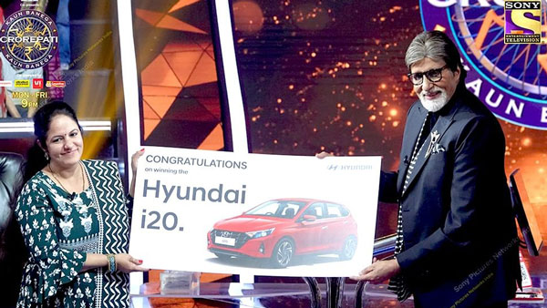 केबीसी शो में कविता चावला को मिली हुंडई आई20, जानिए इसके दमदार फीचर्स