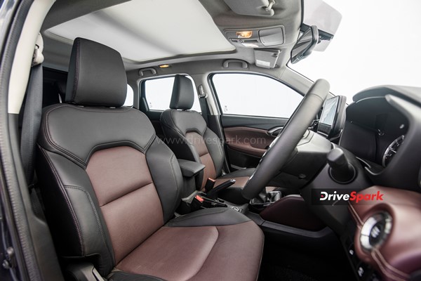 मारुति सुजुकी ग्रैंड विटारा रिव्यू डिजाईन फीचर्स इंजन ड्राइविंग टेस्ट माइलेज जानकारी