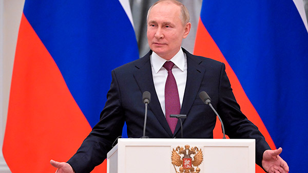 रूसी राष्ट्रपति व्लादिमीर पुतिन के कार में लगाया गया था बम, बाल-बाल बचे