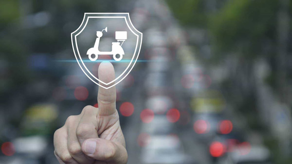 आपके बाइक इंश्योरेंस में क्यों शामिल करें इंजन प्रोटेक्शन, जानें क्या है इसके फायदे