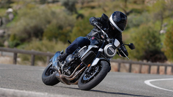 इस साल के अंत में आ रही हैं ये पाॅवरफुल बाइक्स, 1000cc इंजन से होंगी लैस