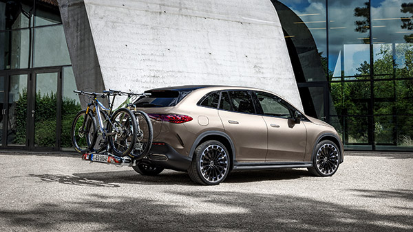 सिंगल चार्ज पर 600 किलोमीटर की रेंज वाली मर्सिडीज ईक्यूई इलेक्ट्रिक एसयूवी पेश, जानें खूबियां