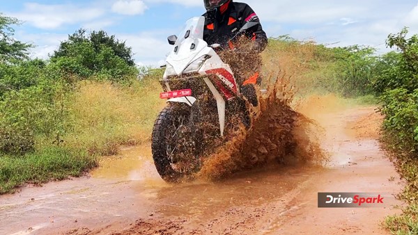 मोटो मोरीनी एक्स-केप 650एक्स: क्या बन पाएगी ऑफ-रोड बाइक्स की किंग? पढ़ें रिव्यू
