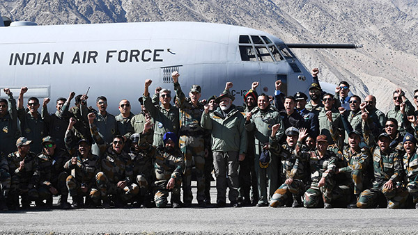 भारतीय वायु सेना देसी विमानों से होगी लैस, पीएम मोदी रखेंगे एयरक्राफ्ट निर्माण प्रोजेक्ट की आधारशिला