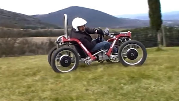 आनंद महिंद्रा ने शेयर किया मकड़ी जैसा चलने वाला वाहन, उबड़-खाबड़ रास्तों को चुटकियों में करता है पार