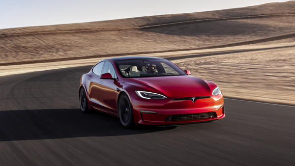 ट्विटर के मालिक और दुनिया के सबसे अमीर शख्स एलन मस्क का कार कलेक्शन, देखें पूरी लिस्ट