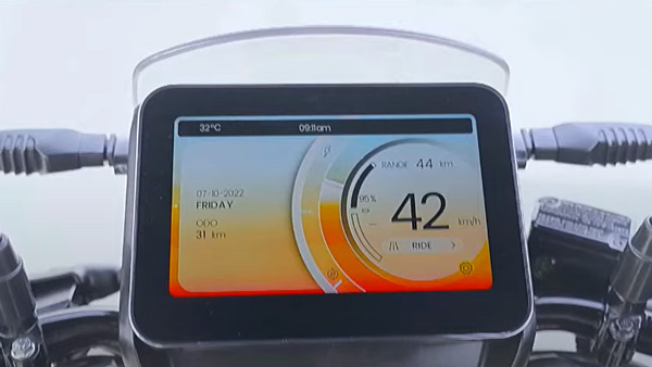 हीरो ने विडा इलेक्ट्रिक स्कूटरों को किया लाॅन्च, फुल चार्ज पर चलेगी 165 किमी, जानें कितनी है कीमत