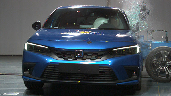 होंडा सिविक ई:एचईवी को क्रैश टेस्ट