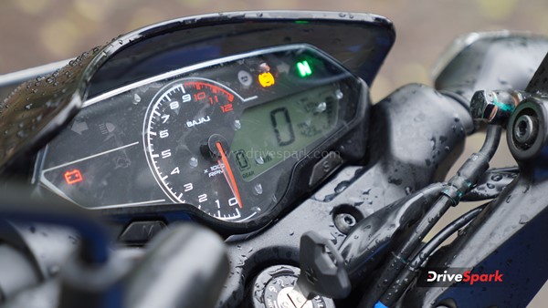 Bajaj Pulsar P150 Review | बजाज पल्सर पी150: नए अंदाज और डिजाइन में पाॅवरफुल कम्यूटर, पढ़ें राइड रिव्यू