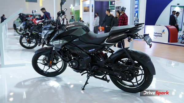 Bajaj Pulsar NS160 Flex Fuel