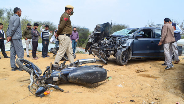 कहीं आपकी गाड़ी दोस्त तो नहीं चलाता! हो गया एक्सीडेंट तो हो सकती है आपको सजा, जानिए क्या हैं नियम