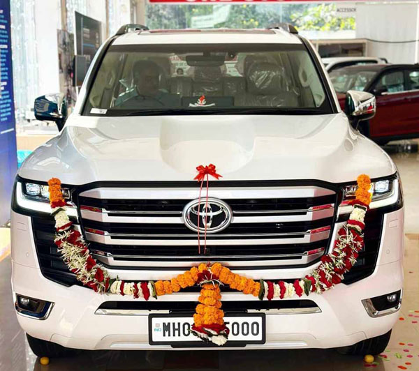 Totota land Cruiser 300