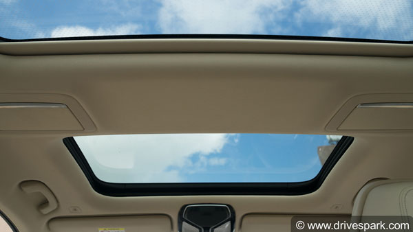 कार सनरूफ