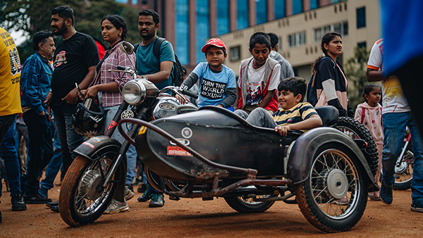 International Jawa-Yezdi Da