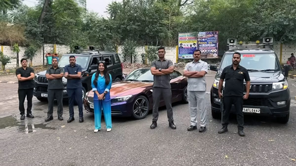 20 year-old Delhi girl drives BMW Z4 
