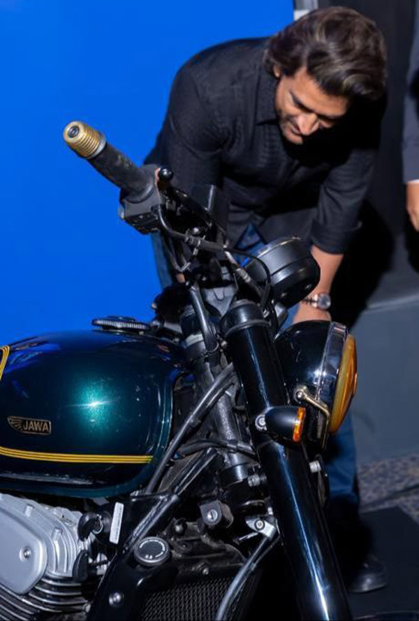 MS Dhoni Custom Jawa 42 Bobber