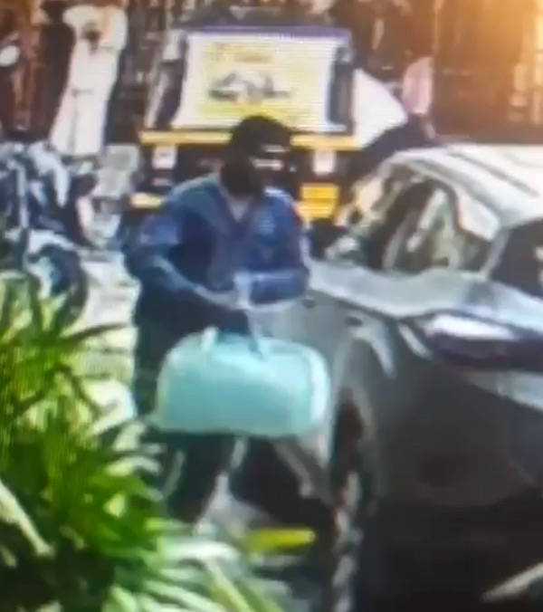 Breaking Car Glass With Chemicals