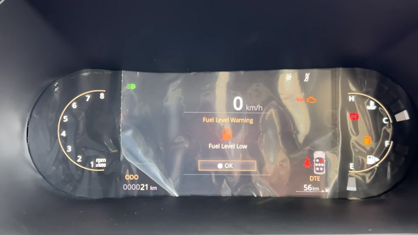 Tata Safari facelift Smart (O) variant Tata Safari facelift Smart (O) variant