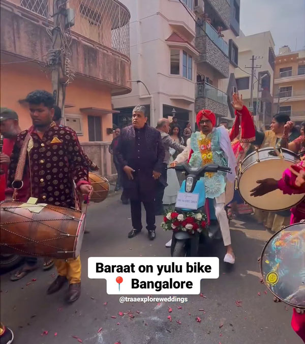 Groom Baraat On Yulu Bikes 