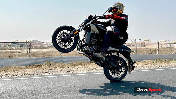 Hero Mavrick 440 Review