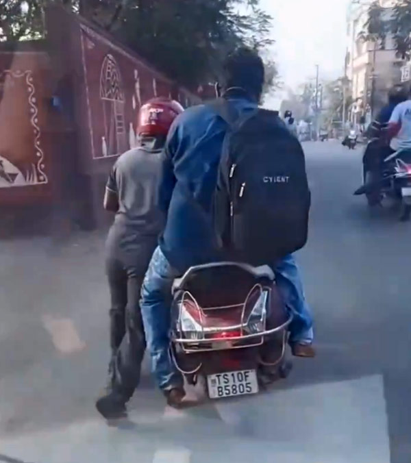 Rapido Rider Forced to Push Bike 