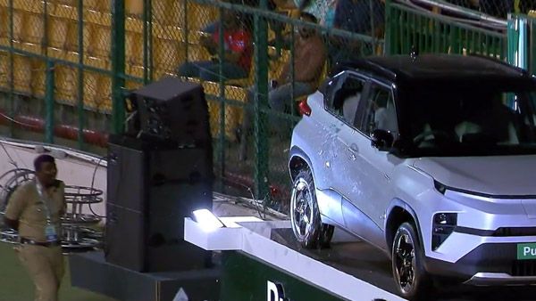 Ellyse Perry Break Tata Punch Window Glass