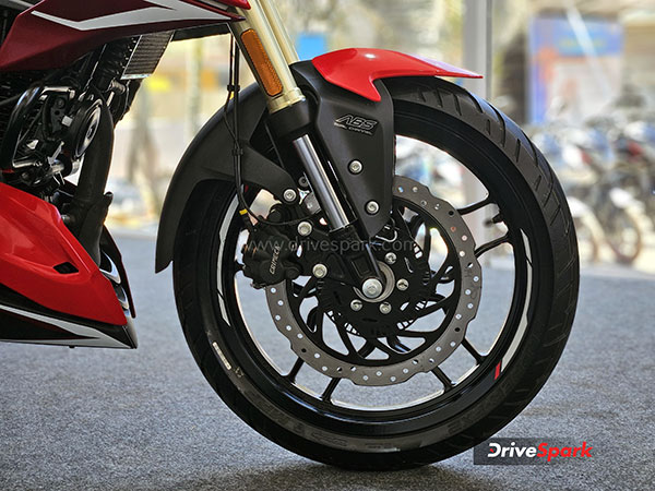 2024 Bajaj Pulsar N250