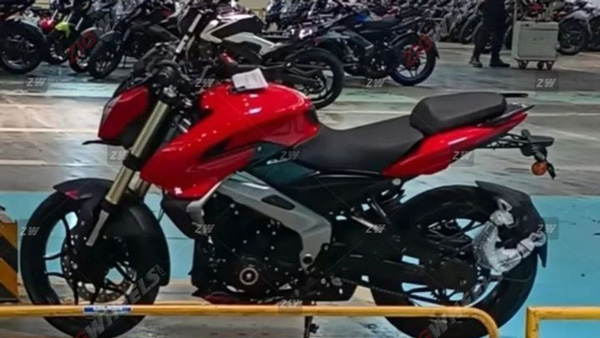 Bajaj Pulsar NS400 Leaked