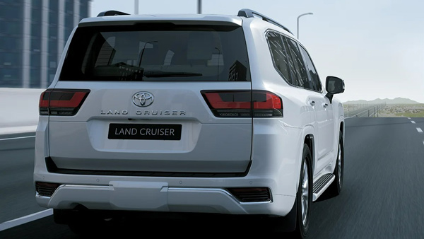 Hyderabad Businessman Spend 25 Lakh Rupees on Land Cruiser Car Number