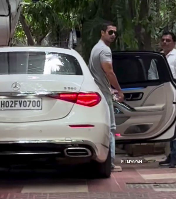 Shahid Kapoor Mercedes Maybach S580