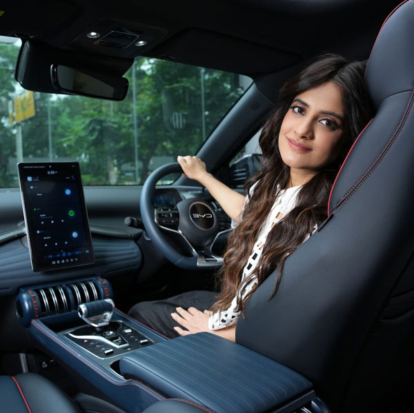 Jasleen Royal Buys BYD Atto 3