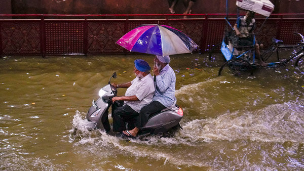 Delhi waterlogging traffic advisory issued