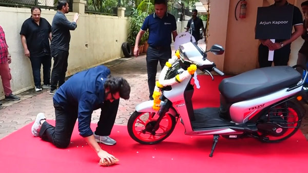 Actor Arjun Kapoor Purchases BGauss RUV 350 Max Electric Scooter