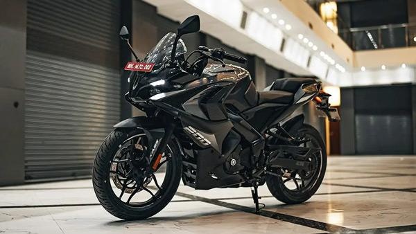 Bajaj Pulsar RS 200
