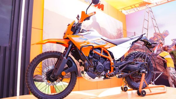KTM unveiled 390 Adventure S and 390 Enduro R in India Bike Week