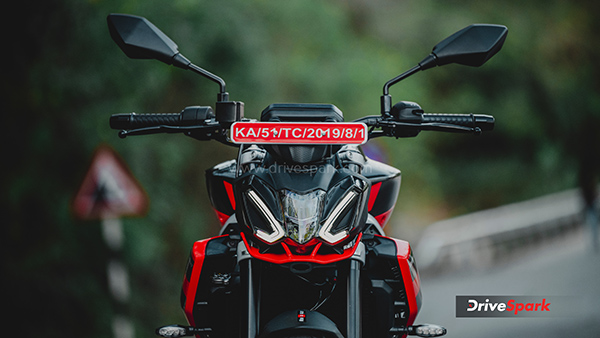 Aprilia Tuono 457 Review