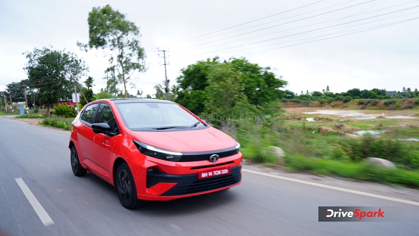 2025 Tata Altroz Facelift Review