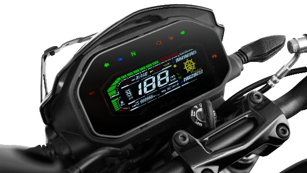 2025 Bajaj Dominar 400