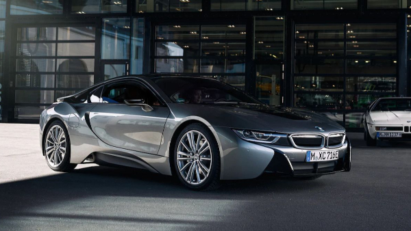 BMW i8