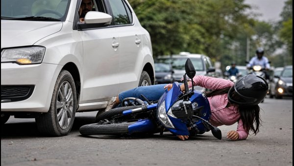 Gurugram Golf Course Road Accident: Viral Video Shows Car Hitting Female Biker, FIR Registered