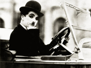 Charlie Chaplin: जिसने बिना बोले पूरी दुनिया को हंसाया, जन्मदिन मुबारक चार्ली चैपलिन 4 Charlie Chaplin’s Birthday