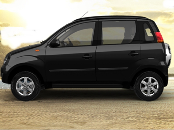 Mahindra Quanto - Fiery Black