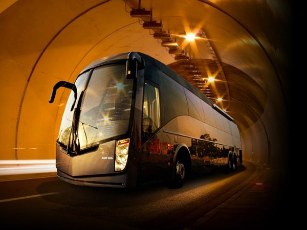 Shahrukh Khan's Bus From DC