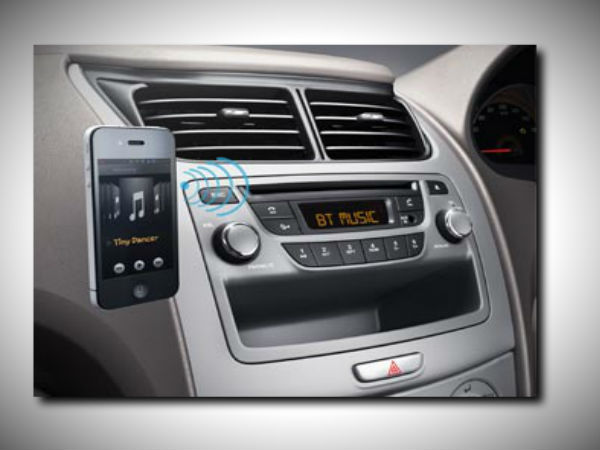 Chevrolet Sail U-VA Hatchback