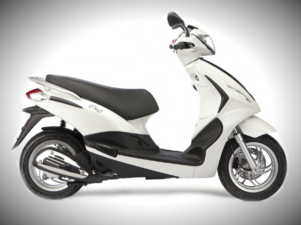 Piaggio Fly In White